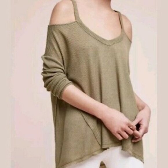 ANTHROPOLOGIE Deletta Millipa Cold Shoulder Waffle Knit Olive Swing Top - Med - Picture 1 of 13